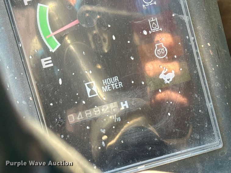 image for item DW2442 2012 Gehl CTL75 tracked skid steer loader