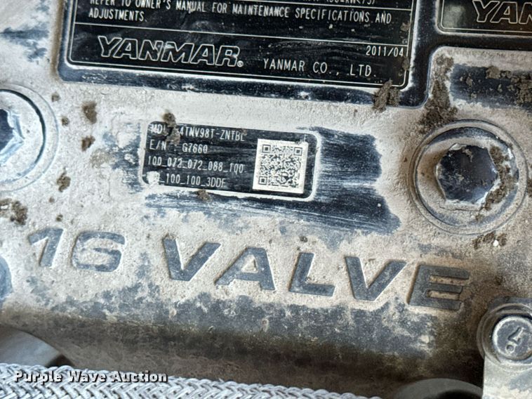 image for item DW2442 2012 Gehl CTL75 tracked skid steer loader