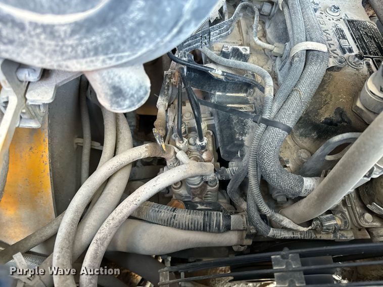 image for item DW2442 2012 Gehl CTL75 tracked skid steer loader