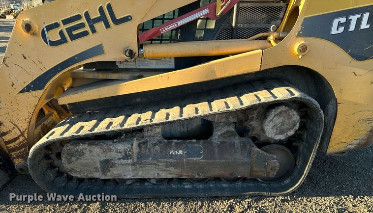 image for item DW2442 2012 Gehl CTL75 tracked skid steer loader