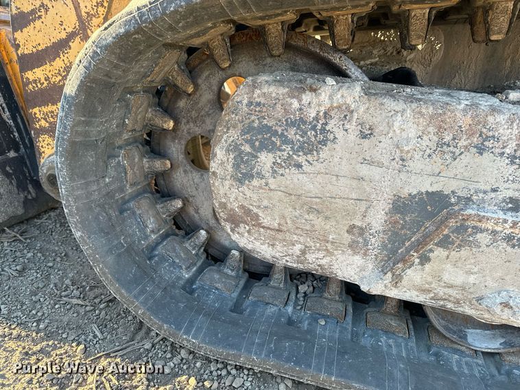 image for item DW2442 2012 Gehl CTL75 tracked skid steer loader