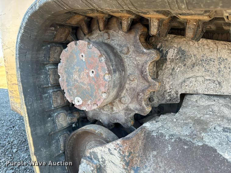 image for item DW2442 2012 Gehl CTL75 tracked skid steer loader