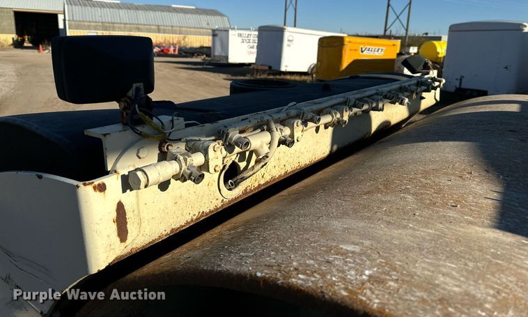 image for item DW2443 2001 Ingersoll Rand DD-110HF double drum vibratory roller