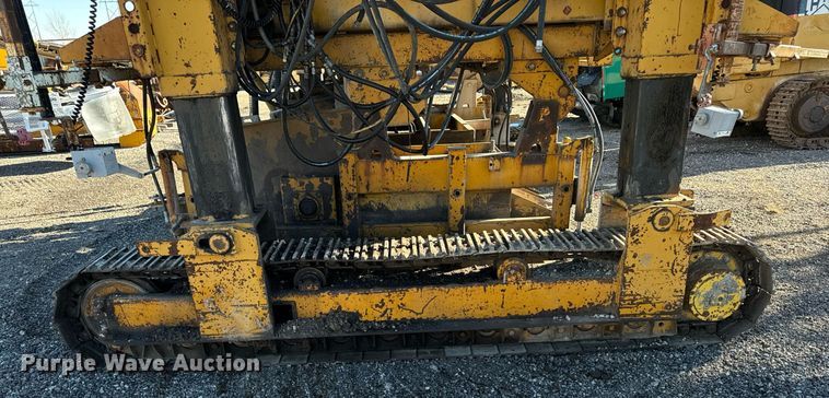 image for item DW2444 1987 Gomaco GP-2000 slip form paver