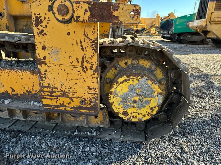 image for item DW2444 1987 Gomaco GP-2000 slip form paver