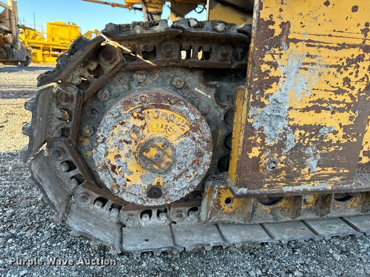 image for item DW2444 1987 Gomaco GP-2000 slip form paver