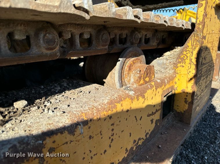 image for item DW2444 1987 Gomaco GP-2000 slip form paver