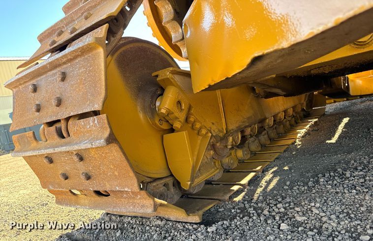 image for item DW2445 1986 Caterpillar D4H dozer
