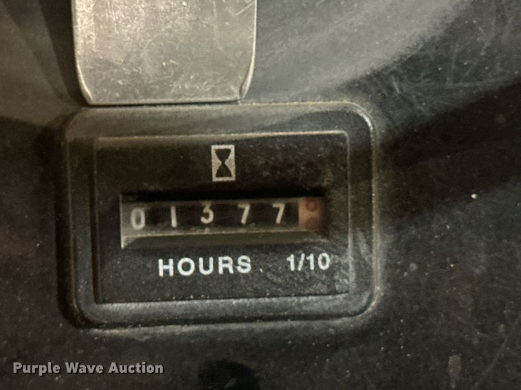 image for item DX3808 2000 Kawasaki Mule 2510 utility vehicle