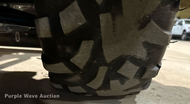 image for item DX3808 2000 Kawasaki Mule 2510 utility vehicle