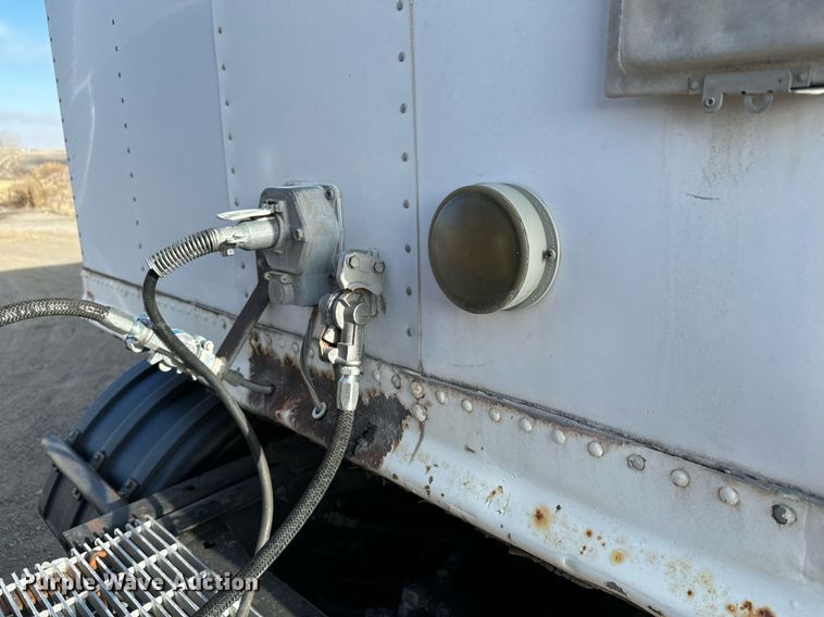 image for item DX3809 1983 Dorsey AI DT-282LS dry van trailer