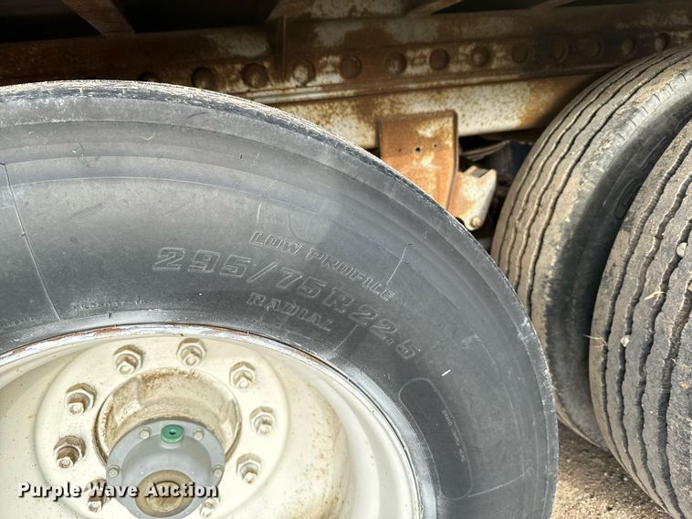 image for item DX3809 1983 Dorsey AI DT-282LS dry van trailer