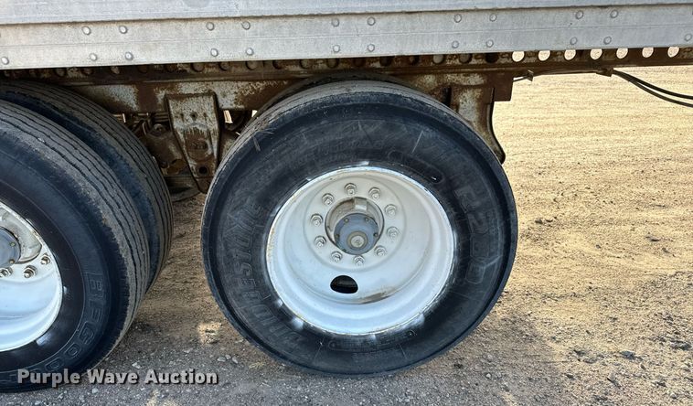 image for item DX3809 1983 Dorsey AI DT-282LS dry van trailer