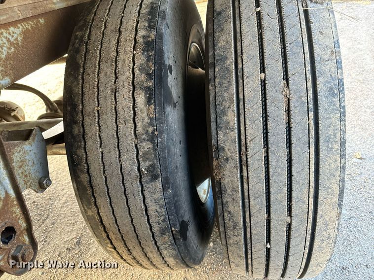 image for item DX3809 1983 Dorsey AI DT-282LS dry van trailer