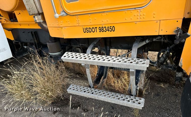 image for item DX3810 2000 Kenworth W900 ready mix truck