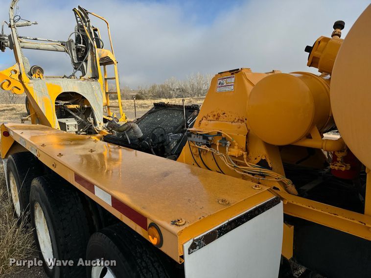 image for item DX3810 2000 Kenworth W900 ready mix truck