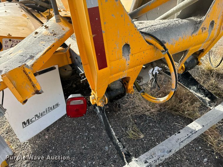 image for item DX3810 2000 Kenworth W900 ready mix truck