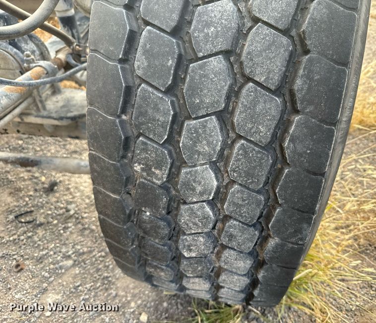 image for item DX3810 2000 Kenworth W900 ready mix truck