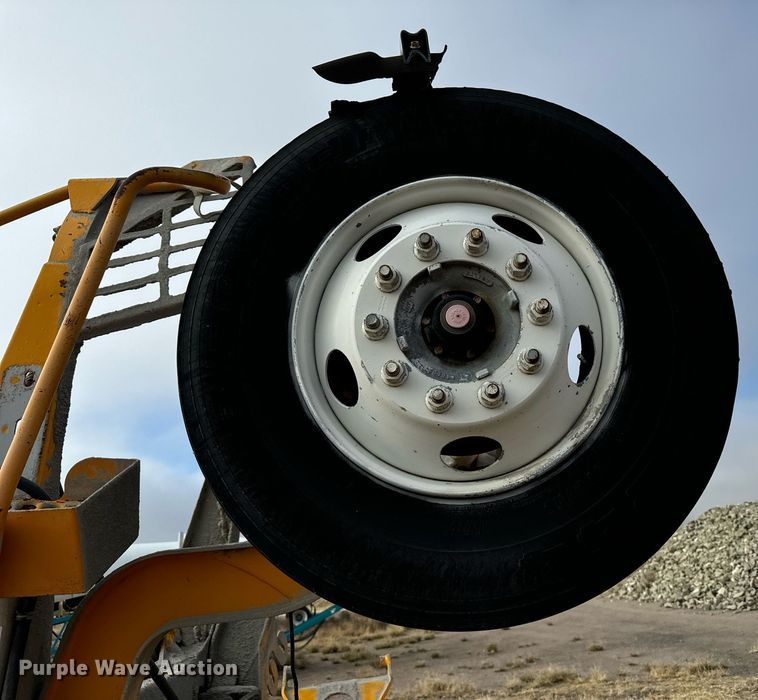 image for item DX3810 2000 Kenworth W900 ready mix truck