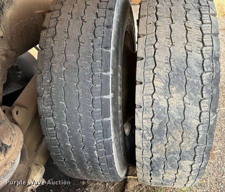 image for item DX3810 2000 Kenworth W900 ready mix truck