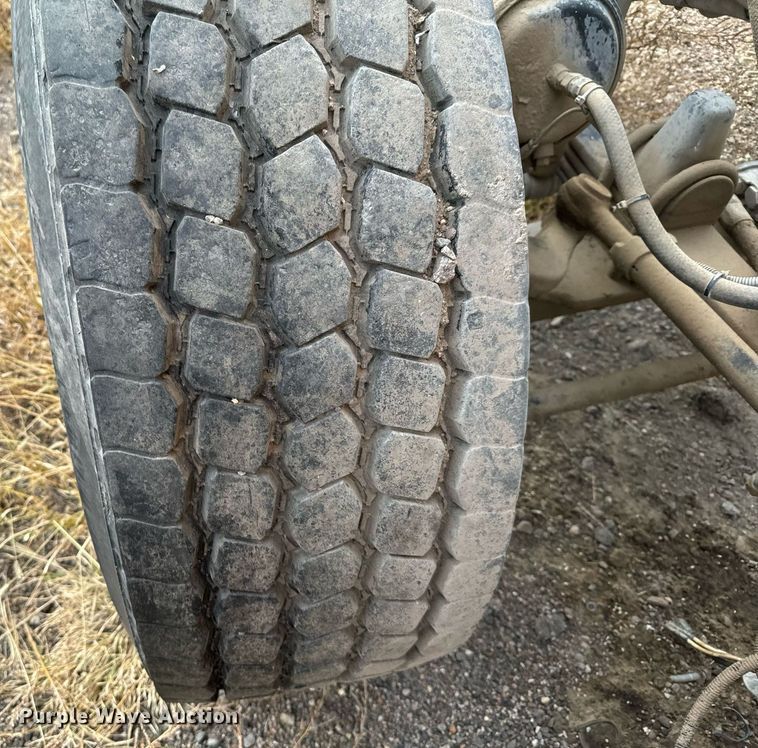 image for item DX3810 2000 Kenworth W900 ready mix truck