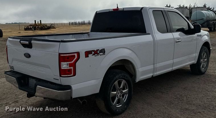 image for item DX3811 2018 Ford F150 SuperCab pickup truck