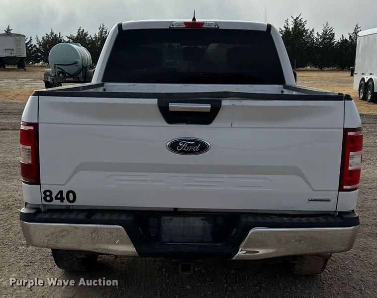 image for item DX3811 2018 Ford F150 SuperCab pickup truck