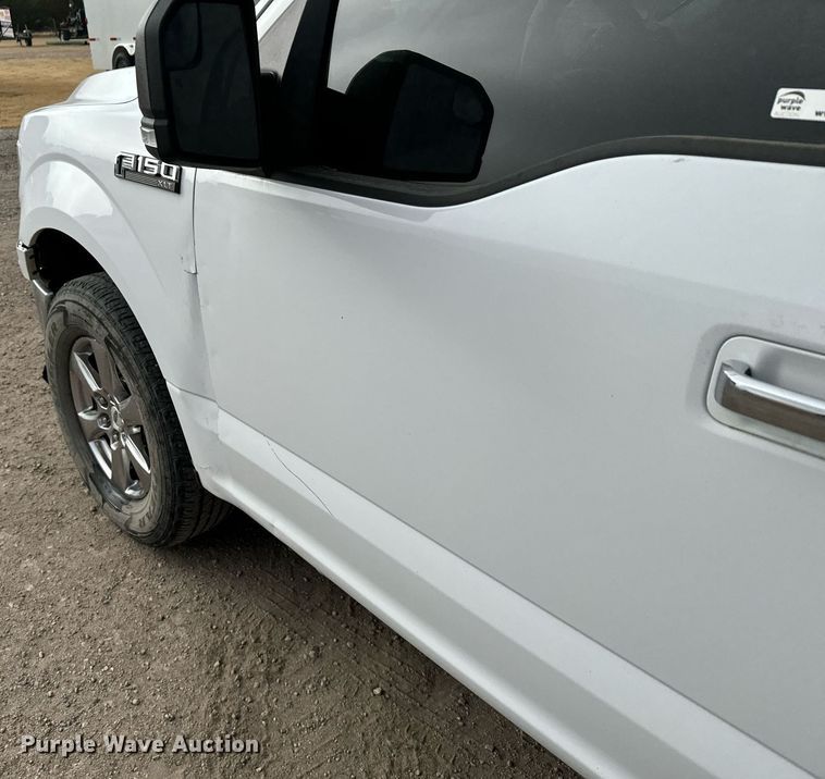 image for item DX3811 2018 Ford F150 SuperCab pickup truck