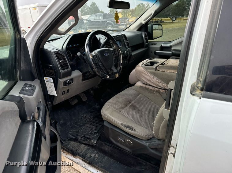 image for item DX3811 2018 Ford F150 SuperCab pickup truck