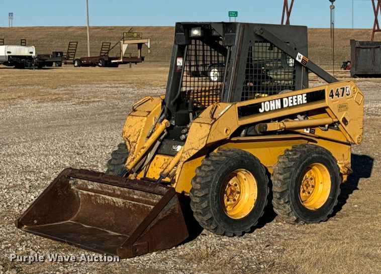 image for item DX3818 1995 John Deere 4475 skid steer loader