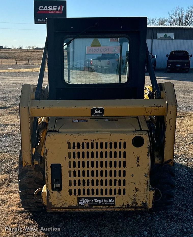 image for item DX3818 1995 John Deere 4475 skid steer loader