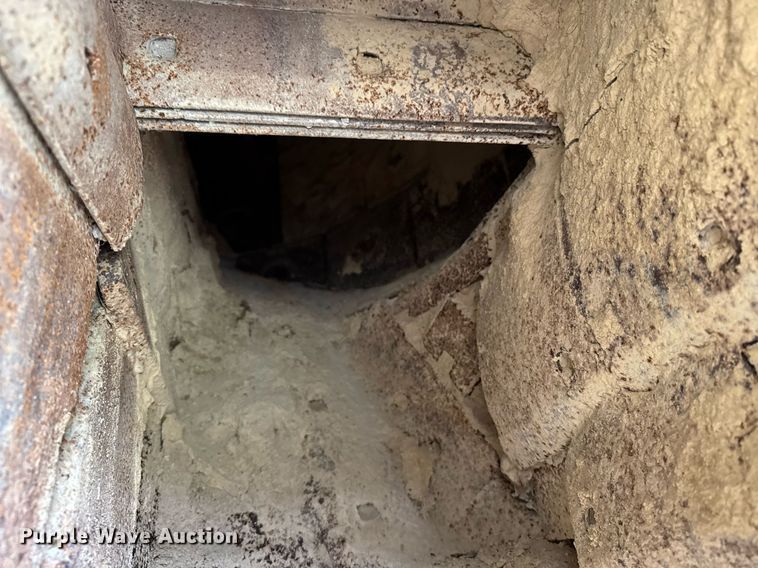 image for item DX3867 Cemco Turbo 70 impact crusher