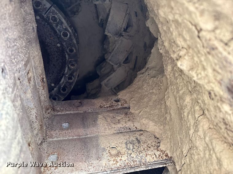 image for item DX3867 Cemco Turbo 70 impact crusher