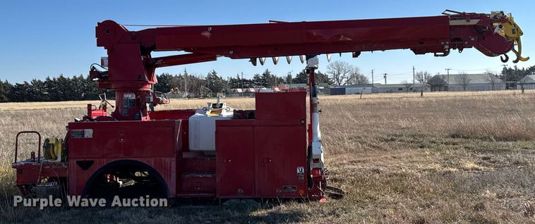 image for item DX3887 Altec DM47TR digger derrick bed