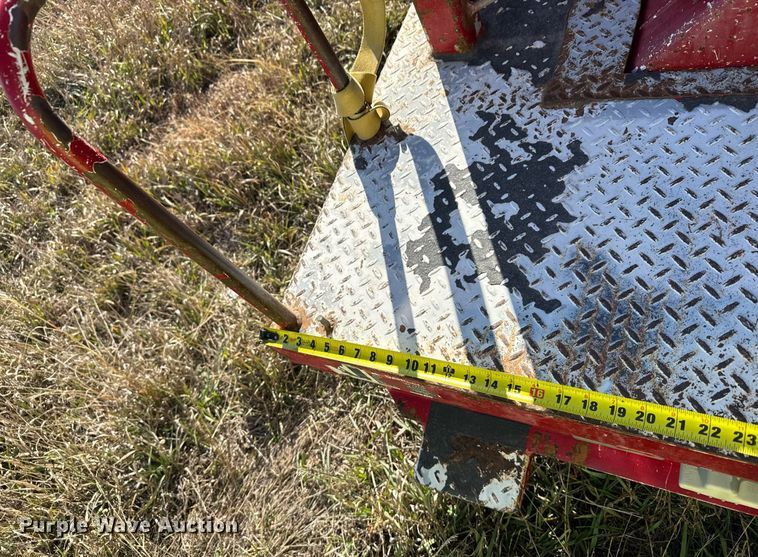 image for item DX3887 Altec DM47TR digger derrick bed