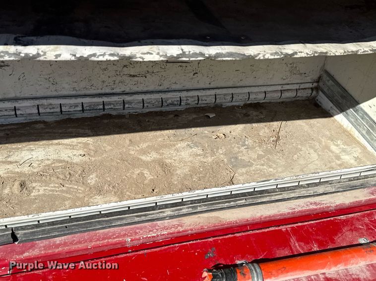 image for item DX3887 Altec DM47TR digger derrick bed