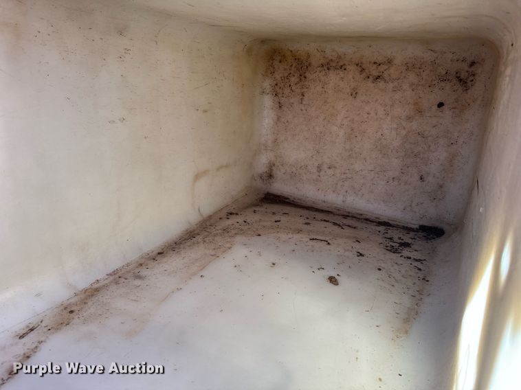 image for item DX3887 Altec DM47TR digger derrick bed