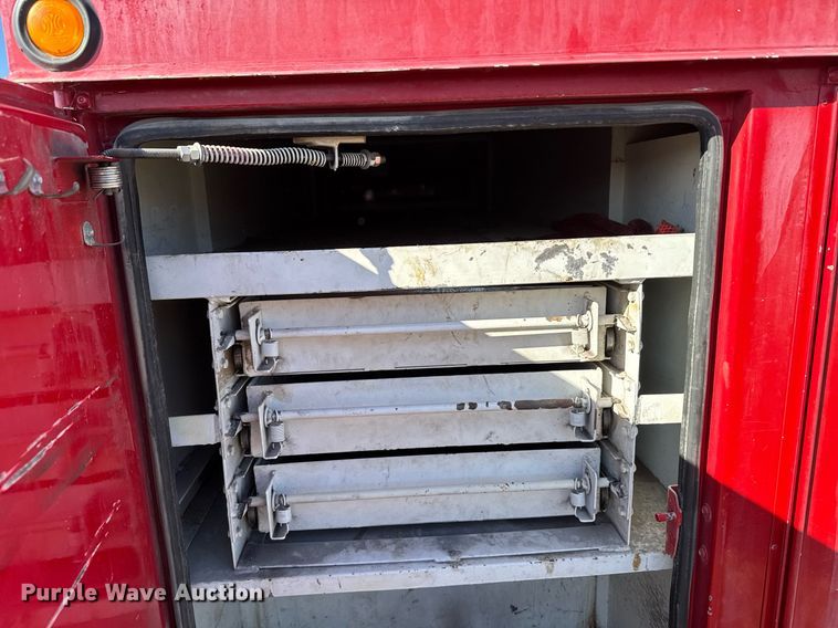 image for item DX3887 Altec DM47TR digger derrick bed