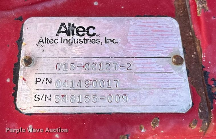 image for item DX3887 Altec DM47TR digger derrick bed