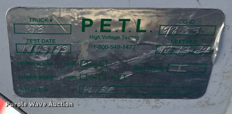 image for item DX3910 2015 Ford F350 Super Duty bucket truck