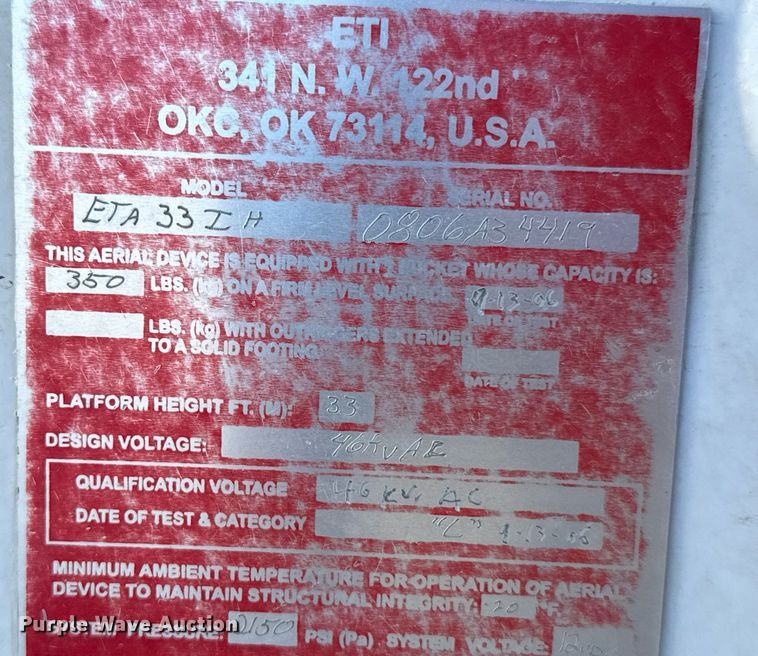 image for item DX3910 2015 Ford F350 Super Duty bucket truck