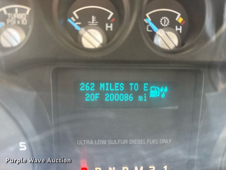 image for item DX3910 2015 Ford F350 Super Duty bucket truck