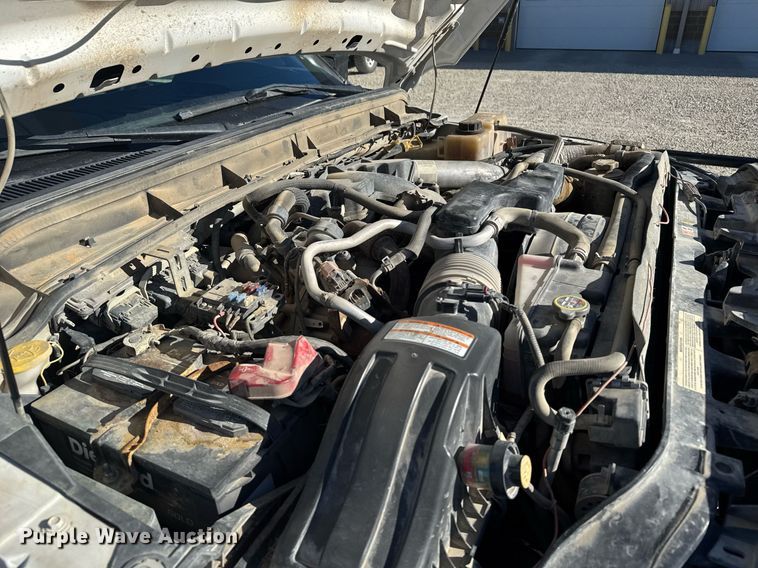 image for item DX3910 2015 Ford F350 Super Duty bucket truck