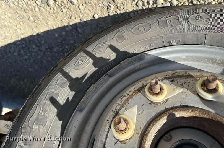 image for item DX3910 2015 Ford F350 Super Duty bucket truck