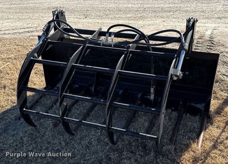 image for item DX3920 1988 John Deere 675B skid steer loader