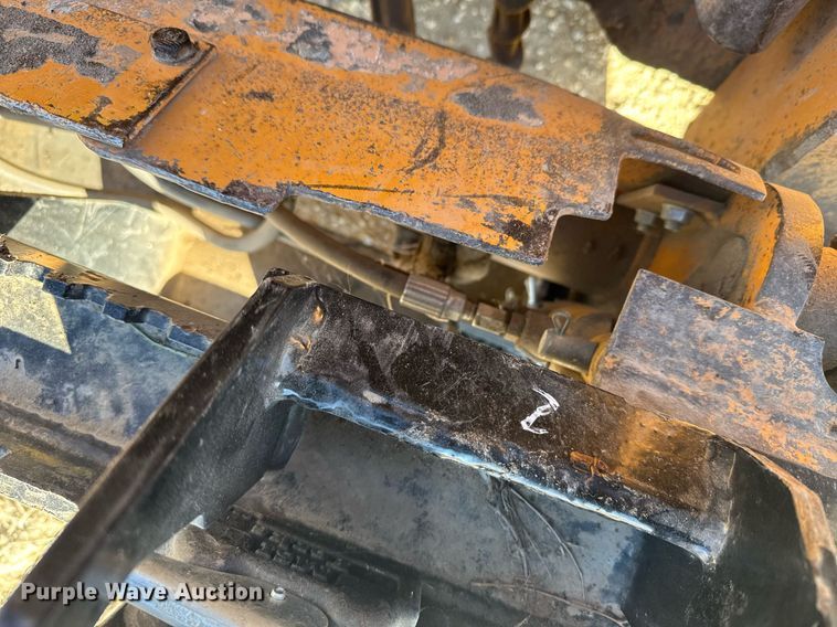 image for item DX3921 2001 Case 85XT skid steer loader