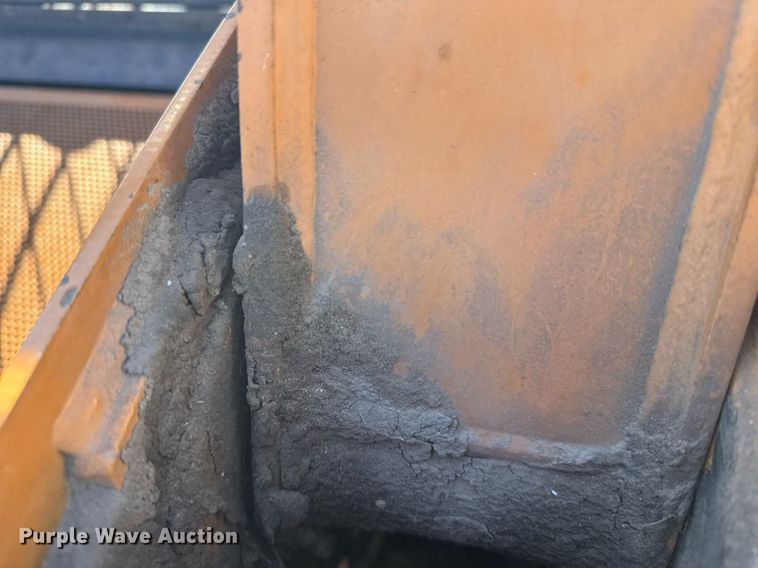 image for item DX3921 2001 Case 85XT skid steer loader