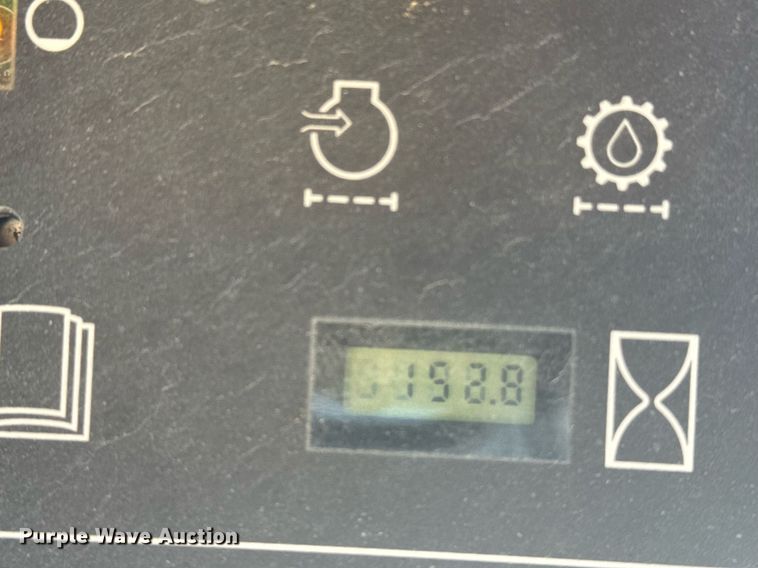 image for item DX3921 2001 Case 85XT skid steer loader