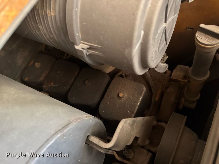 image for item DX3921 2001 Case 85XT skid steer loader