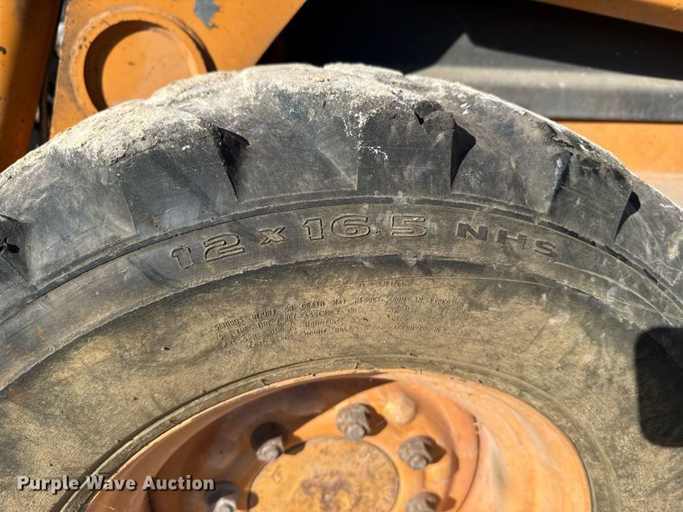 image for item DX3921 2001 Case 85XT skid steer loader